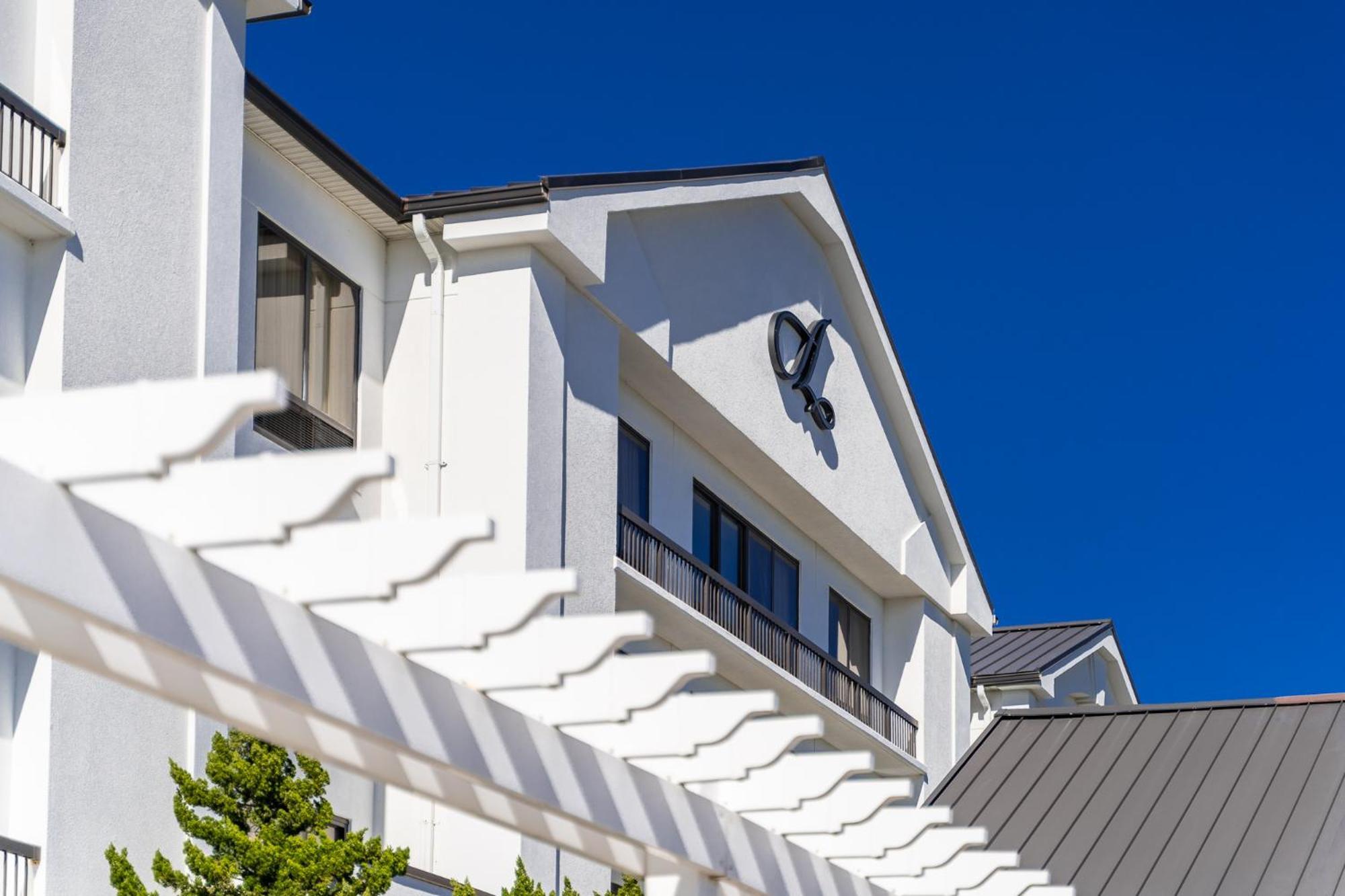 פיין נול שורס Hotel Alice מראה חיצוני תמונה