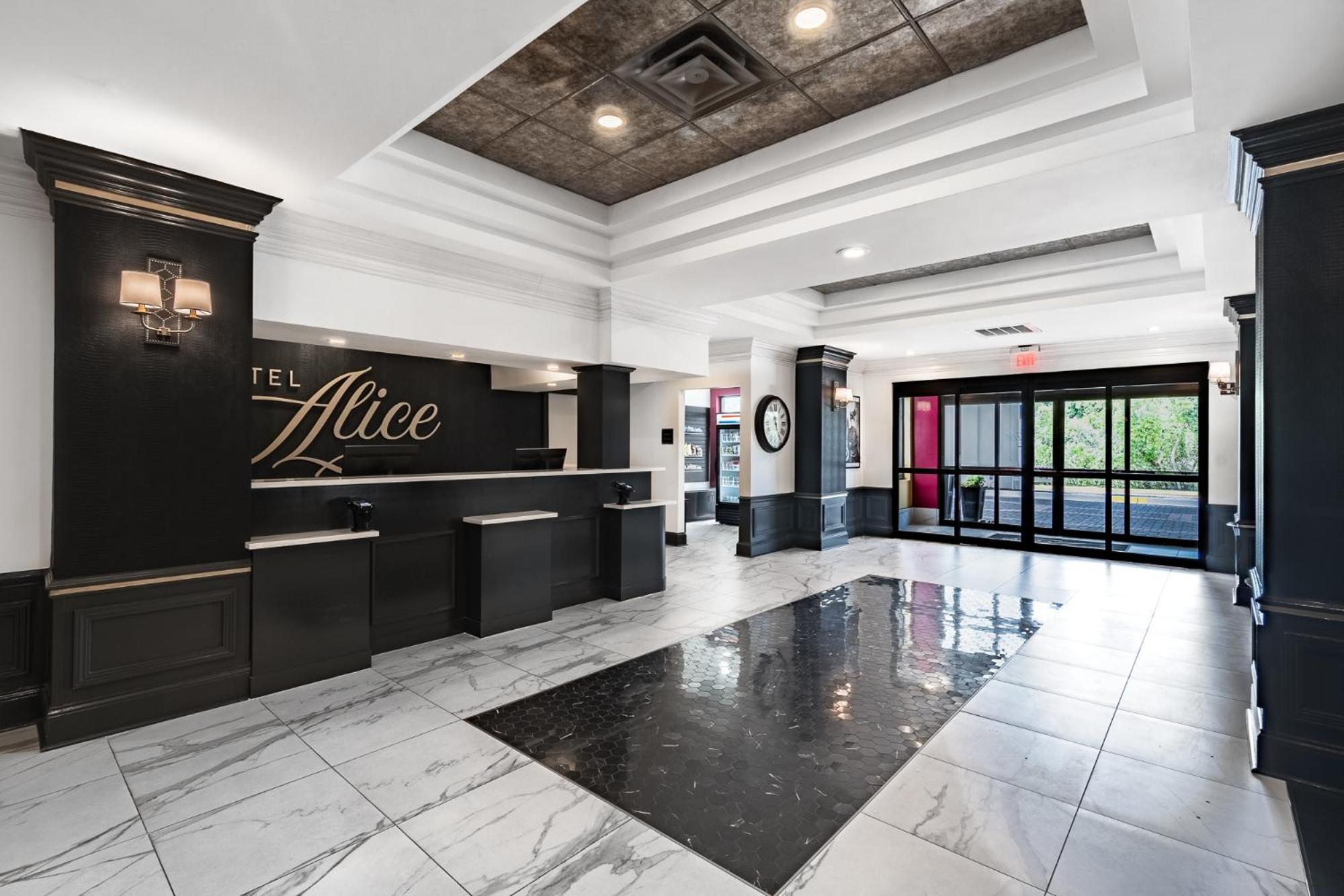 פיין נול שורס Hotel Alice מראה חיצוני תמונה